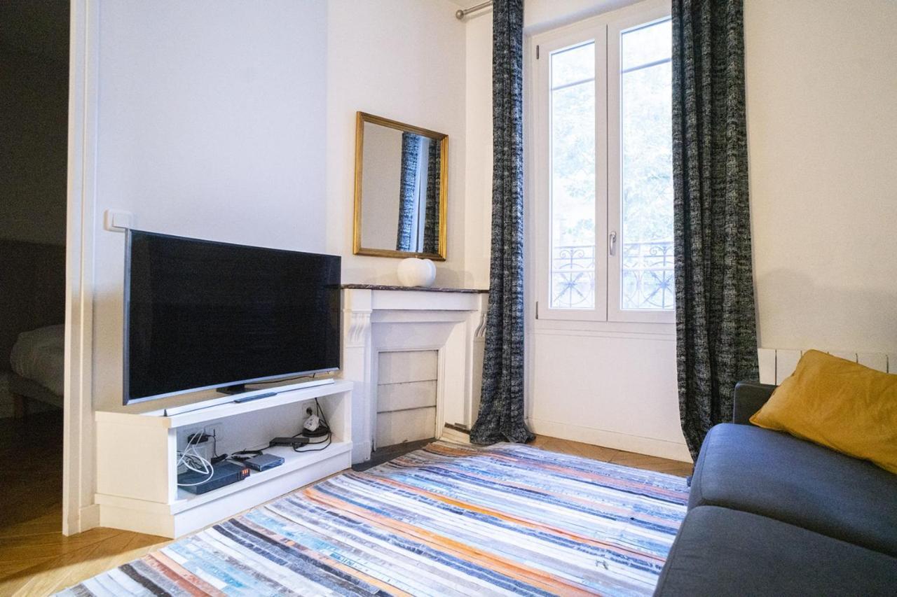 Apartment Near Montmartre Parigi Esterno foto